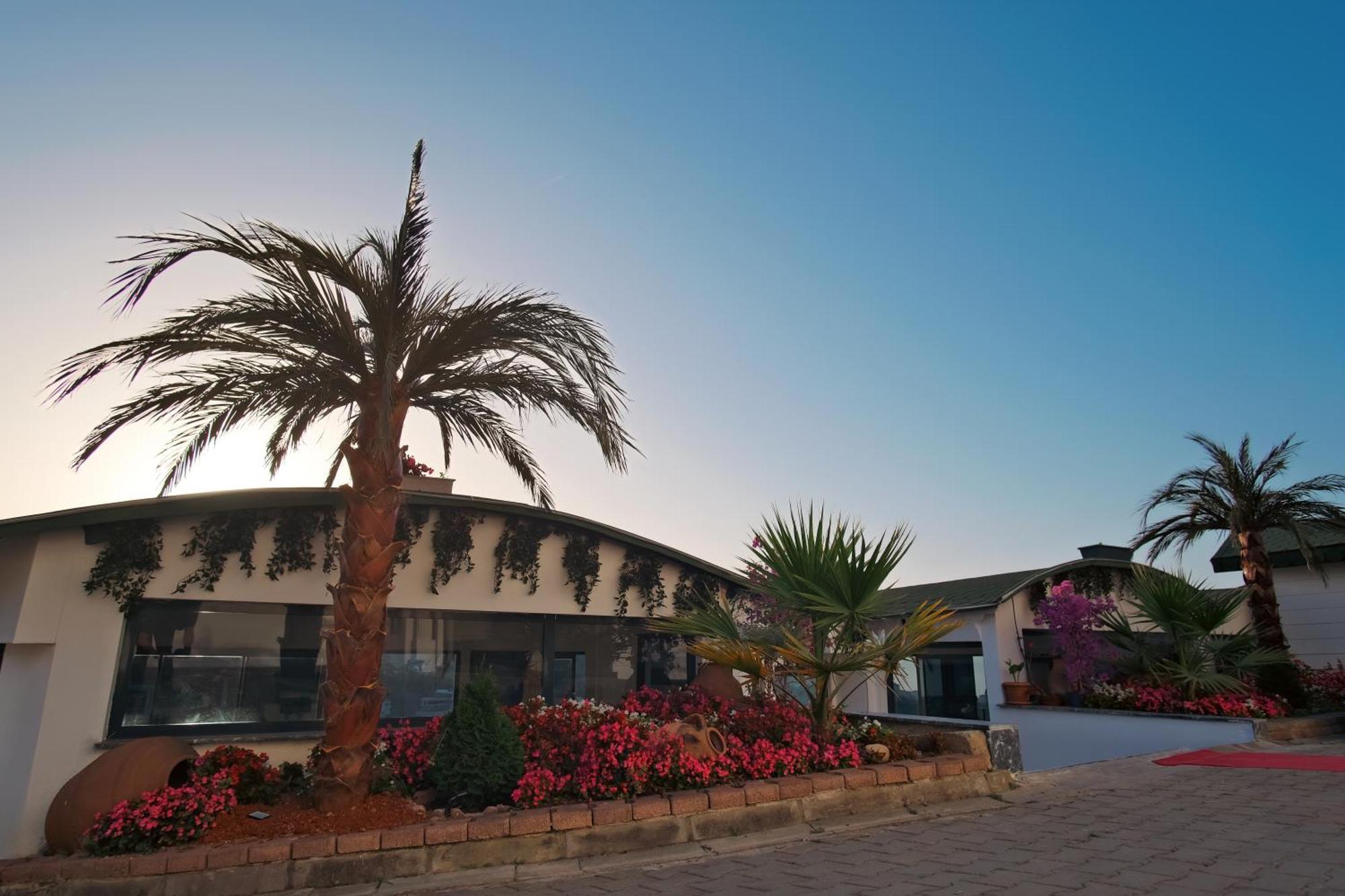 Perla Blanca Hotel Trabzon Ngoại thất bức ảnh