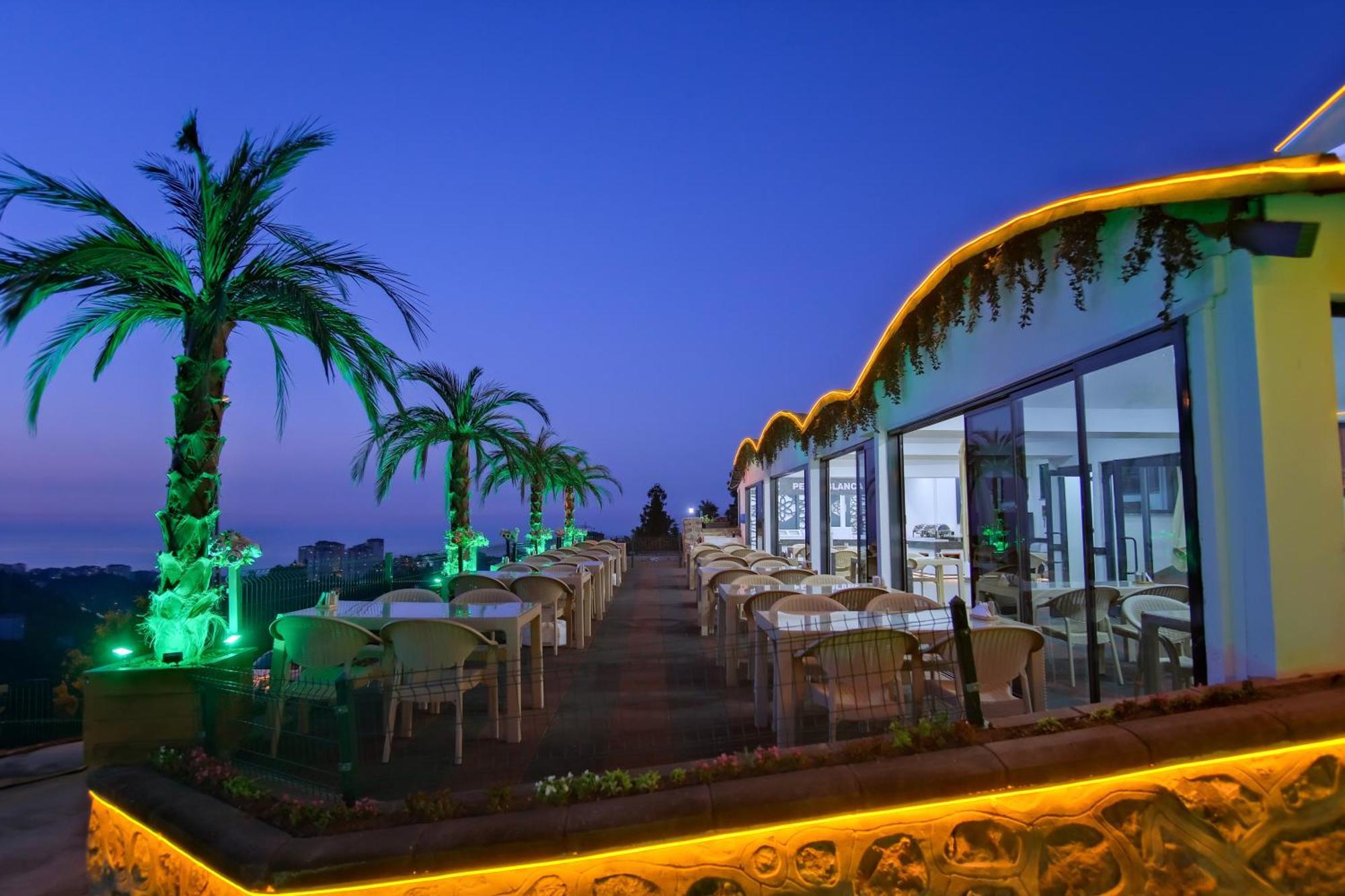 Perla Blanca Hotel Trabzon Ngoại thất bức ảnh